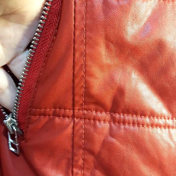 NEW SAMMI❤Red-Black Fur Hooded Faux Leather Bomber Short Winter Jacket - Picture 9 of 14